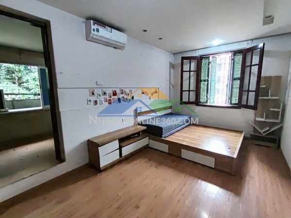 Bán nhà tập thể đường 800a cầu giấy dt 31/90m giá 4,95 tỷ