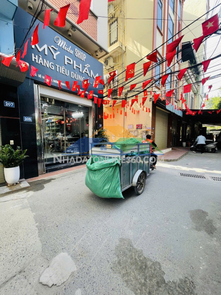 Bán nhà đường 25 m thanh liệt, 35 m2, 5 tầng, măt tiền 3,3 m, giá 11,5 tỷ.