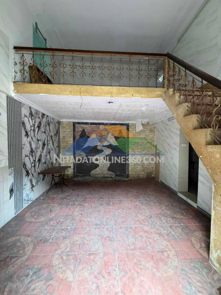 Cho thuê nhà mp bùi ngọc dương 30m² x 3 tầng, mt 6m, 1pn 1wc, 11...