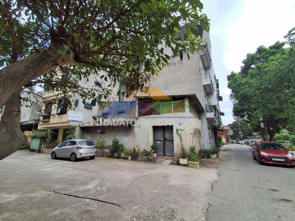 Lô đát hiếm giá đầu tư phố ngô gia tự- lonng biên 60m2 mặt tiền 6m x15 tỷ. mặt đường- kinh doanh.