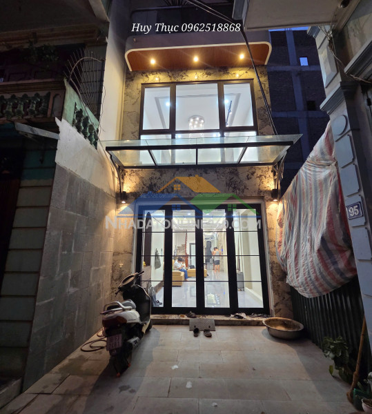 Nhà đẹp mặt ô tô- kinh doanh nguyễn văn linh 45m2 x 6 tầng mặt tiền 4.1m 11.4 tỷ long biên-hà nội.