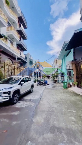 Giáp đầm sen q11 – biệt thự 355m² chia 2 căn – 12 chdv khai thác sẵn  chỉ 24 tỷ