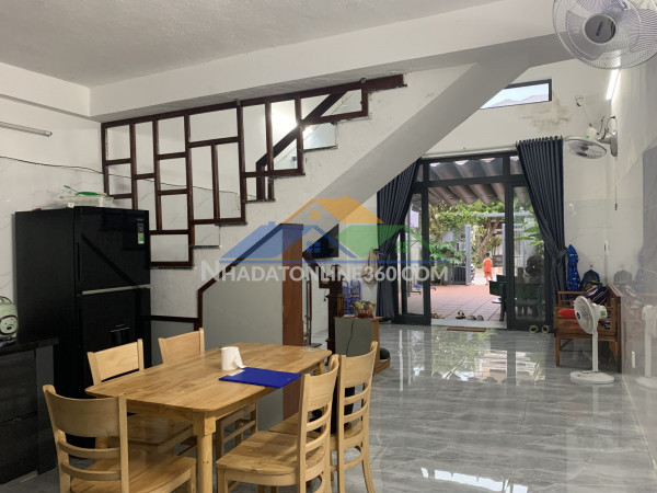 Nhà mặt tiền chính hữu, sơn trà gần biển mỹ khê 226m2 giá 17.5 tỷ