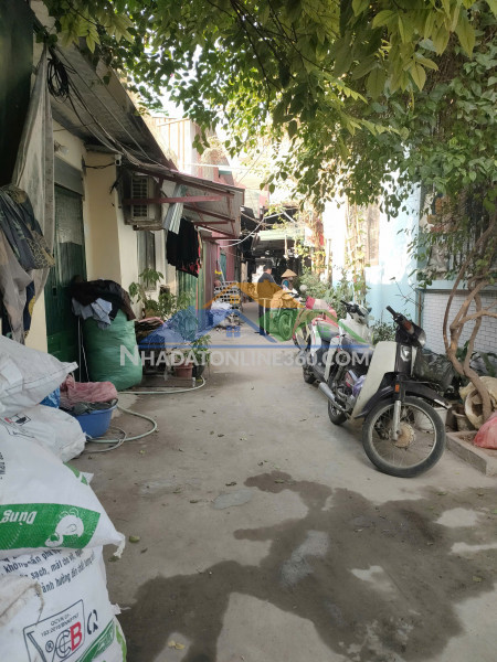 Bán gấp giá rẻ giải phóng 31m, 1.5 tầng, mặt tiền 4.5m, 700 triệu, hoàng mai.