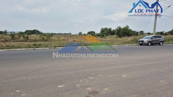 S113_Bán đất KCN Hố Nai huyện Trảng Bom 1,5ha giá 195 usd/m² (77 TỶ)