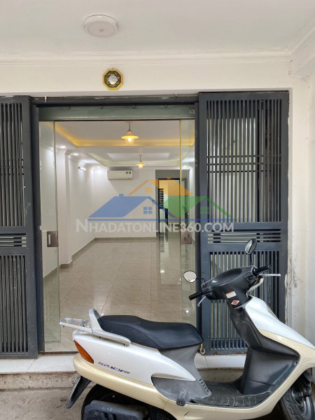 Cho thuê nhà ngõ ô tô thái hà 48m² x 3 tầng, 3pn, 3vs, full đồ, 19...