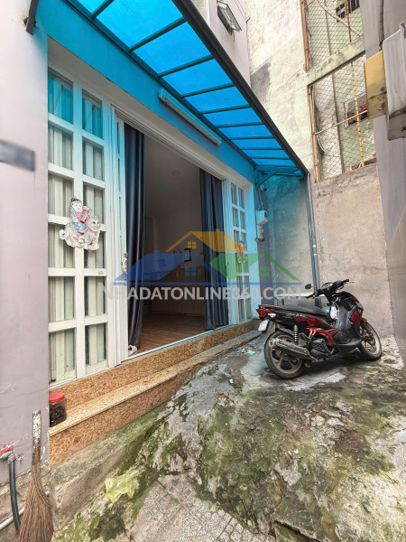 Nhà mới 5.5x8.1m, nh6m hẻm 388 hưng phú p.chánh hưng p9q8