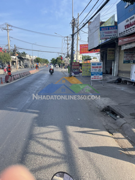 Bán nhà mặt tiền 8,4x35m giá 11 tỷ đường bùi công trừng