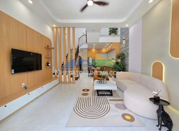 **bán nhà hẻm 61 đất thánh, phường 6, tân bình (6*11) 12 phòng - góc 2mt