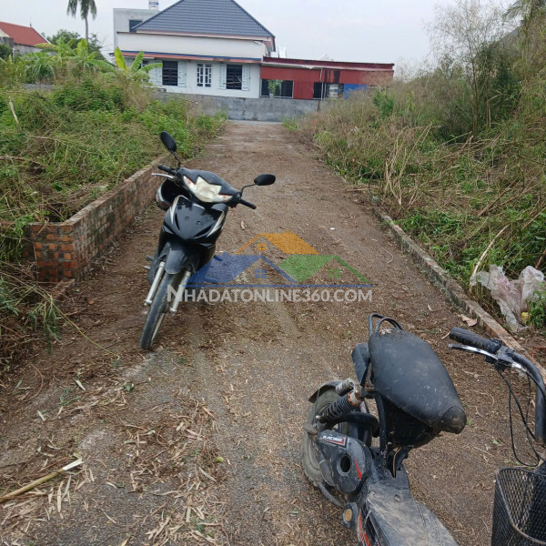 Hơn 8xx triệu  lô đất ngõ ô tô 3m trải nhựa kính trực – gần khu logistics  thanh khoản khu dân cư  zalo 0567 222 555