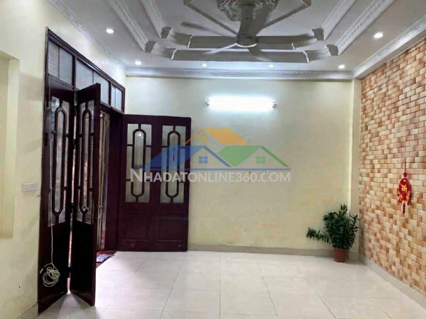 Hoàng hoa thám 40m x4 tầng 8,5 tỷ-20m ra phố,20m đường 2 ô tô tránh,ngõ thông