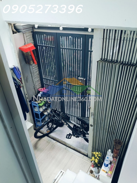 Trung tâm phú nhuận - 5m ra hẻm xe hơi - nhà 4 tầng btct - giá chỉ nhỉnh 3 tỷ _ sổ hồng riêng _ hoàn công đầy đủ.