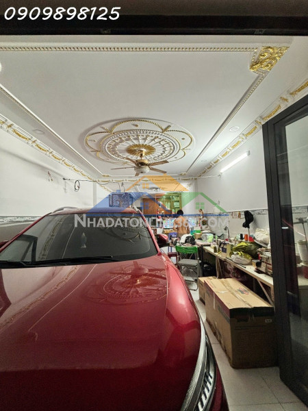 Chủ cần giải quyết gấp - giảm giá 650tr, bán nhanh căn phân lô vip bình tân