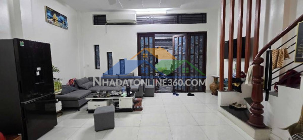 Bán đất tặng nhà c4 diêm gỗ - ngô gia tự- 45m mặt tiền 4,5m- oto- ngõ nông- nhỉnh 6 tỷ(tl)