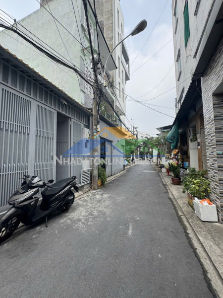 Nhà mới đón tết p tân sơn nhì tân phú sát tân bình hẻm nhựa 6m 44m2,2tầng  nhỉnh 5 tỷ