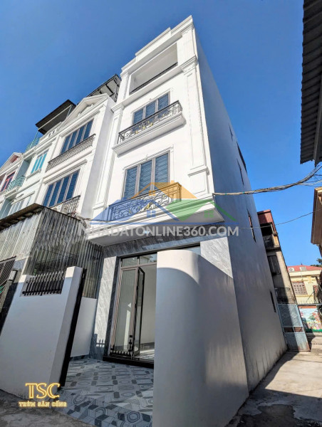 Nhà thiên lôi, 51m 4 tầng, mới tinh, lô góc, gần ngay aeon , giá 4.65 tỉ