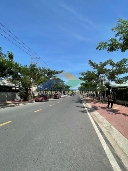 Bán gấp 7200m2 đất thổ cư mặt tiền đông thạnh 2 hóc môn – ngang 50m – giá đầu tư cực tốt