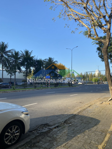 Nhà 4 tầng mt nguyễn tất thành 125m² view biển hải châu giá 19.5 tỷ