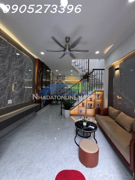 Siêu hiếm - chỉ hơn 3 tỷ - nhà đẹp sát đường trường chinh - kcn tân bình - phường 15 - tân bình - 24m2 - 2 tầng đẹp full nội thất.