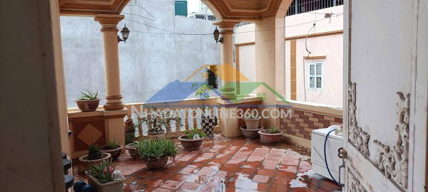 Cho thuê nhà nguyên căn ngõ 186 trần duy hưng, 50m² x 4 tầng, 4pn, 3wc, 16.5 triệu