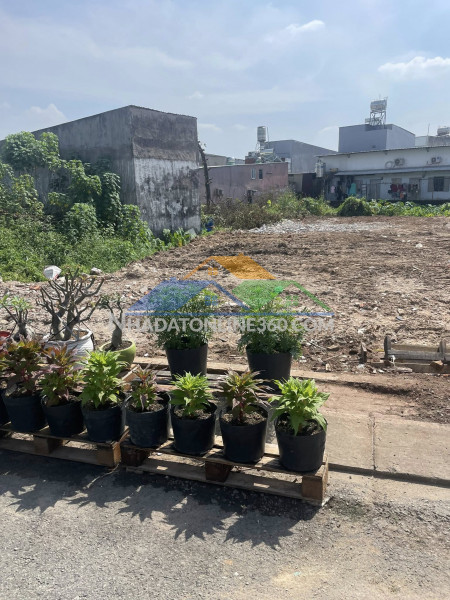 Bán đất mặt tiền đường nhựa 12m ngang 5x18m giá 5 tỷ đường đông thạnh 7-3