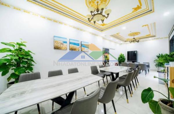 Chuyển nhượng villa 3 mặt tiền , sơn trà, đà nẵng. lh 0905233234