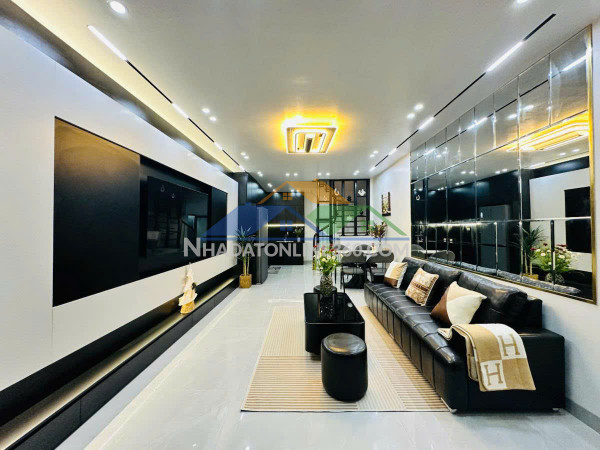 Cự lộc – thanh xuân – hàng xóm royal diện tích: 35m² giá 10.95 tỷ