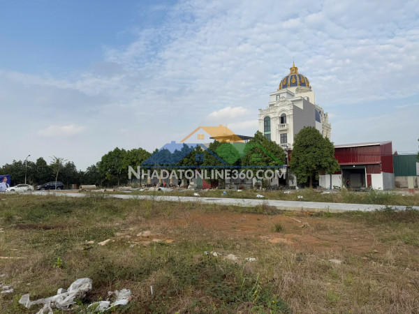 Em bán lô 2 mặt thoáng vườn cây đẹp thứ 2 nhưng trúng rẻ nhất trong 5 ô góc của khu đấu giá cát hạ xã tam thuấn