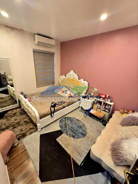 Bán nhà ngọc hà 35m x4 tầng 8,5 tỷ ngõ thông,ba gác tránh,gần hồ tây