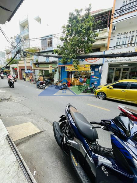 Mặt tiền chợ vải hồng lạc tân bình - kinh doanh cực đỉnh -60m2 x 2 tầng, chỉ nhỉn 9 tỷ