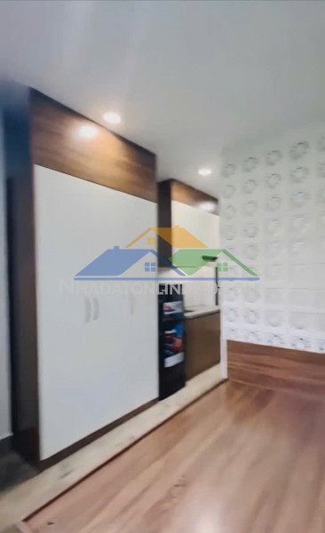 Pass hợp đồng thuê ccmn hoặc pass 1 slot ghép tại hai bà trưng