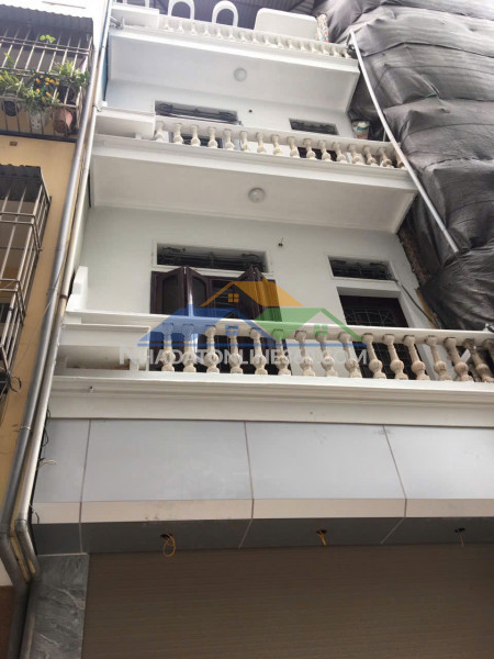 Cho thuê mbkd ngõ ô tô nguyên hồng,  60m² x 4 tầng, 5pn, 4vs. giá 27tr