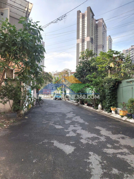 Bán nhà 2 mặt hẻm trịnh khắc lập đối diện ub tp thủ đức...