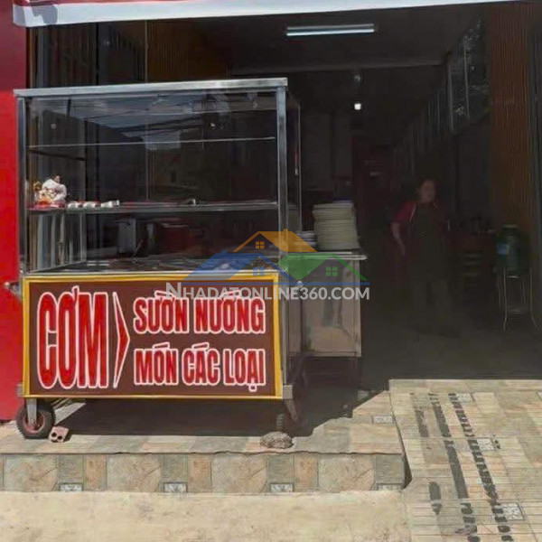 Không có người quản lý cần sang quán cơm – vào chỉ việc bán