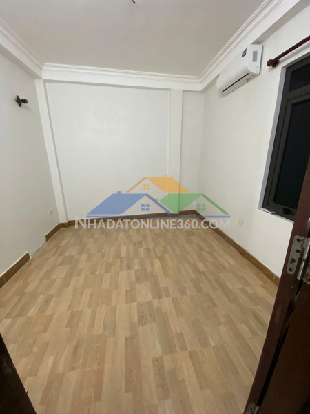 Cần cho thuê nhà ngõ 80 ngô thì nhậm 20m² x 4 tầng 8 triệu/tháng