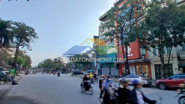 Mặt phố - kinh doanh sầm uất - phân lô - vỉa hè cực rộng -...