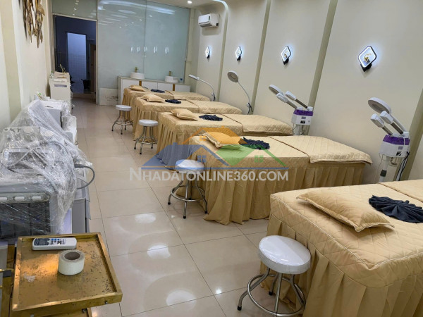 Sang nhượng lại tiệm spa/academy đang hoạt động tại 176 trần...