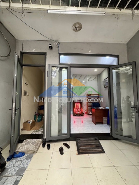 Mặt tiền đối diện aeon  – cạnh công viên  – 3 tầng – 114m² nở hậu – sẵn dòng tiền nhỉnh 15