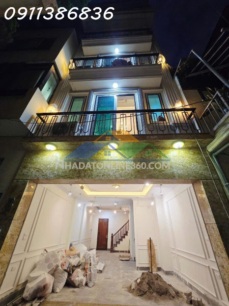 ????10m ra mặt phố dương quảng hàm, ô tô vào nhà, mới cứng, 50m 7t thang máy????