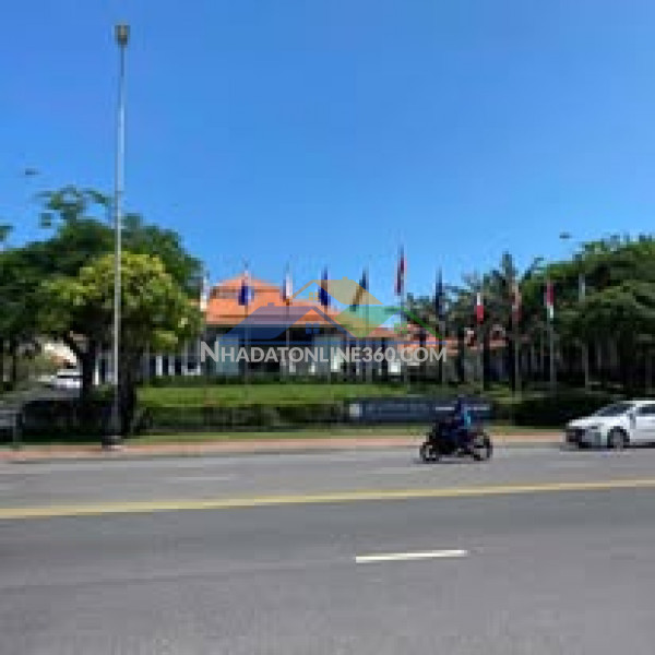 Chuyển nhượng lô đất 2mt võ nguyên giáp, đối diện resort furama, giá đầu tư