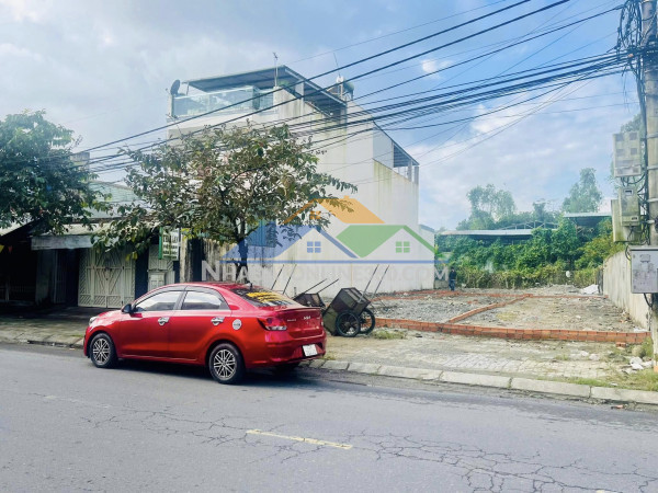 Lô góc 2 mặt tiền – dương loan - hoàng đình ái – hòa xuân- cẩm lệ - đà nẵng
diện tích: 205 m² (24 × 19 m)