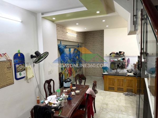 Chủ gấp bán nhà đình phong phú gần chợ – hẻm xe hơi – giá chỉ 6.6 tỷ, thấp hơn khu vực