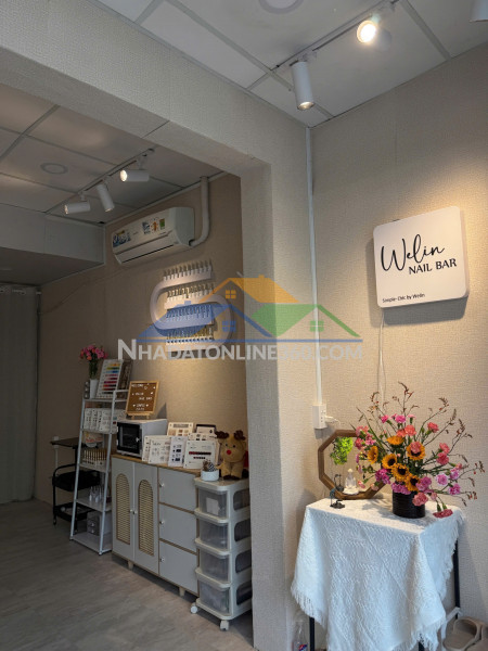 Sang tiệm nail – setup mới, vào là làm ngay khu vực tân phú – gần chợ tân hương