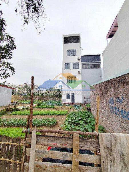 Bán đất tái định cư trại lẻ - 78m - mt 4.8m - giá 3.5 tỉ - rẻ...