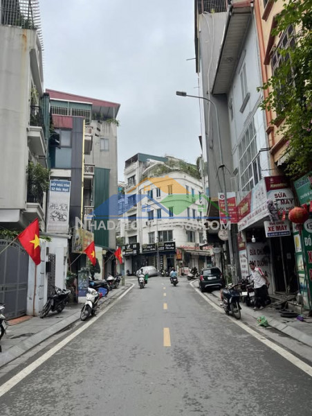 Siêu hiếm, bán nhà mặt phố đốc ngữ, diện tích lớn, kinh doanh đẹp, chỉ 25 tỷ