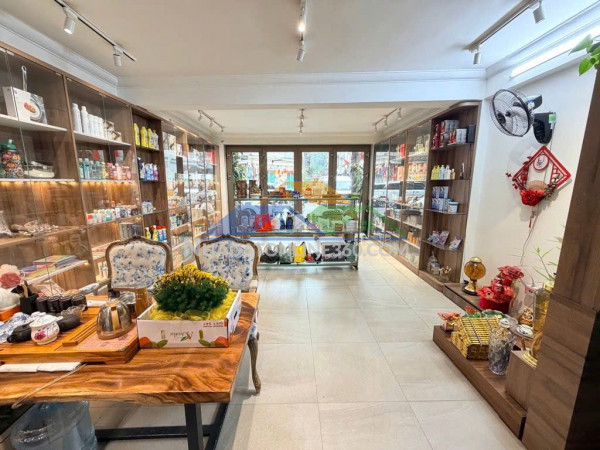 Vị trí đắc địa, bán nhà mặt phố hòe nhai chỉ 30 tỷ