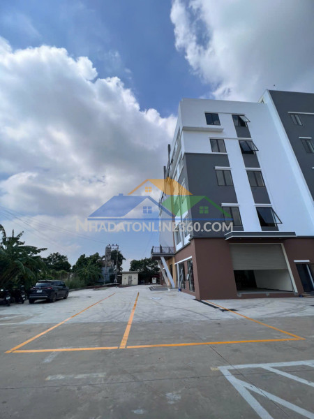 Cực hiếm: cho thuê toà nhà văn phòng/sản xuất 2.700m2 – mặt...