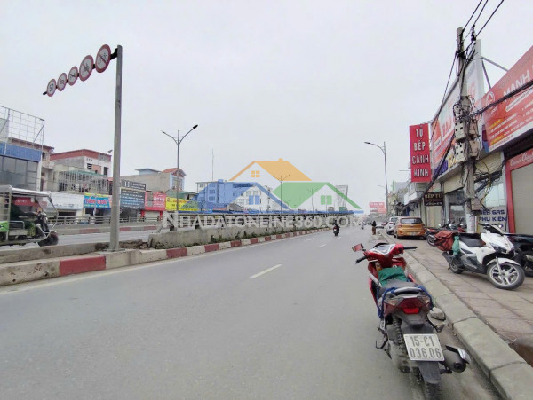 Bán nhà mặt đường nguyễn bỉnh khiêm - gần cầu lạch tray- 76m 2.5 tầng, giá 9.7 tỉ