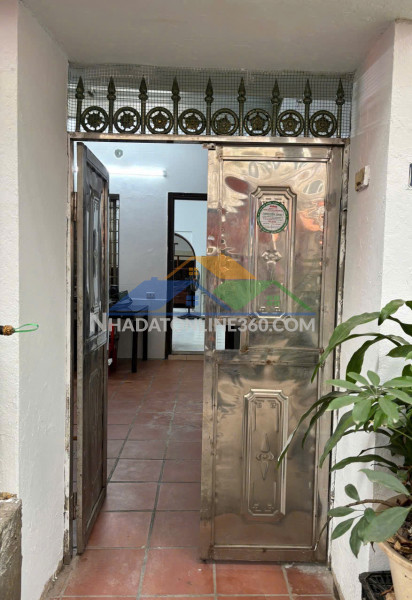 Cho thuê nhà tập thể tầng 1 kim liên 65m2, 8 triệu kd online, ở...