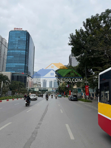 Siêu h-ot!  bán căn hộ tầng 2 siêu đẹp nguyễn chí thanh, đống đa - giá 5 tỷ 680 có thương lượng